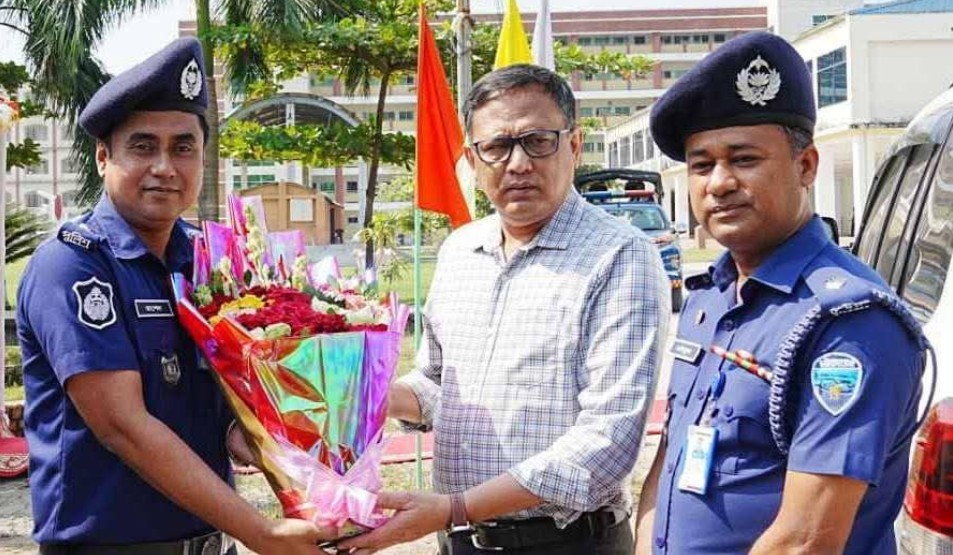 কুমিল্লায় নির্বাচনী দায়িত্বে দক্ষতা ও পেশাদারিত্ব বৃদ্ধিতে  পুলিশের প্রশিক্ষণ কর্মশালা অনুষ্ঠিত
